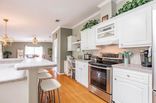 15811 Carlton Lake Rd, Wimauma FL  33598-5405 exterior