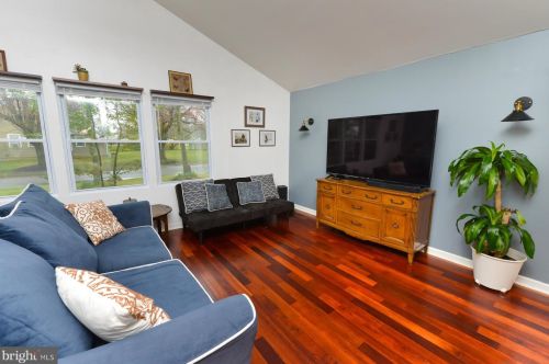 125 Garfield Ave, Blenheim NJ  08012-1119 exterior