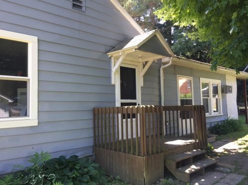 11999 Sunnyside Ave, Geneva, PA 16316-3752
