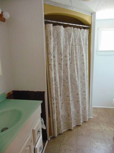 53 Conestoga Trl, Brookfield MA  01506-1900 exterior