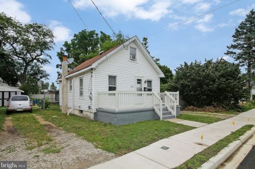 335 Washington St, West Deptford NJ  08066-1083 exterior