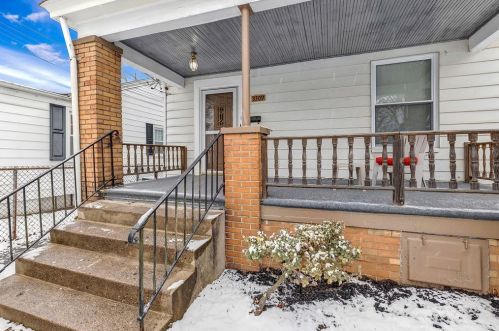 3309 8th Ave, Beaver Falls, PA 15010-3521