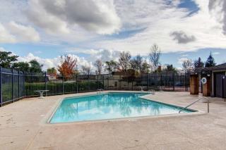 3145 Via Grande, Sacramento, CA 95825-2034