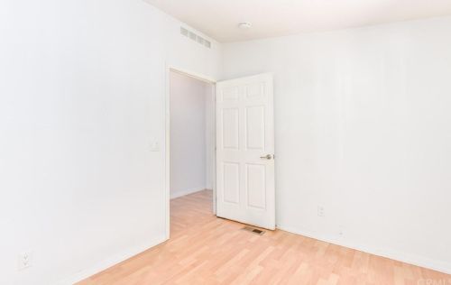 16222 Monterey Ln, Huntington Beach CA  92649-2276 exterior