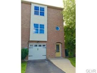 7 Heritage Ln, Easton, PA 18045-7429
