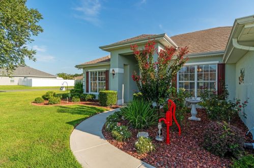 3967 99th St, Belleview FL  34420-7817 exterior