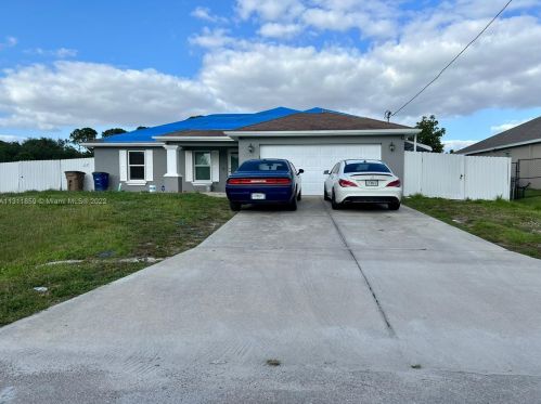 2906 15th St, Lehigh Acres, FL 33976-3040