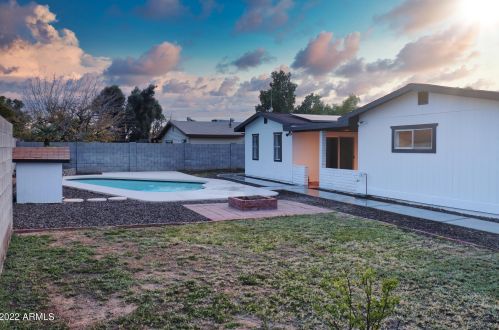 17821 57th Ave, Glendale, AZ 85308-1203