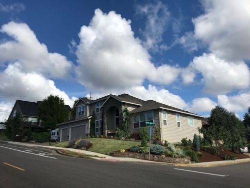 2887 Islander Ave, Salem, OR 97304-2459