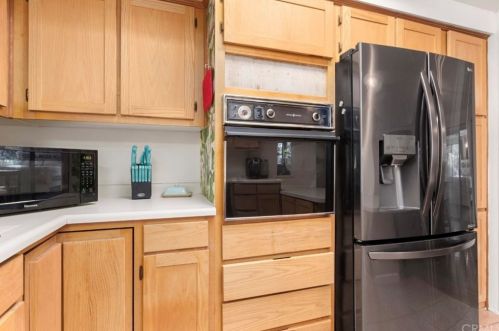 2841 Bender Dr, Lucerne CA  95458-8595 exterior