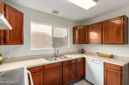 4760 Wahalla Ln, Glendale AZ 85308-7075 exterior