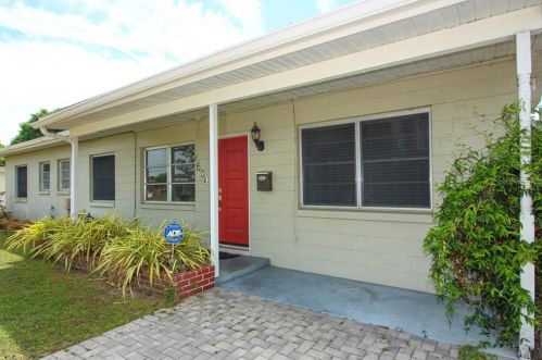 4604 Rockledge Rd, Orlando, FL 32807-1041