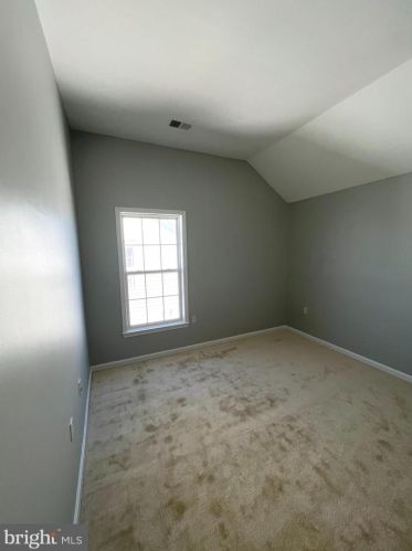 14506 Kylewood Way, Gainesville VA  20155-6233 exterior