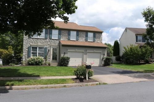 2659 Thistle Rd, Macungie, PA 18062-8403