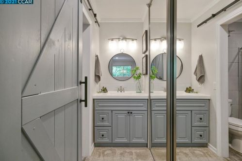 152 Barnett Ter, Concord CA 94523-4504 exterior