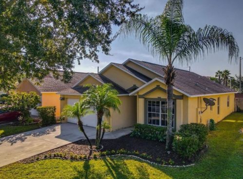 7036 Carna Ct, Orlando, FL 32807-6194