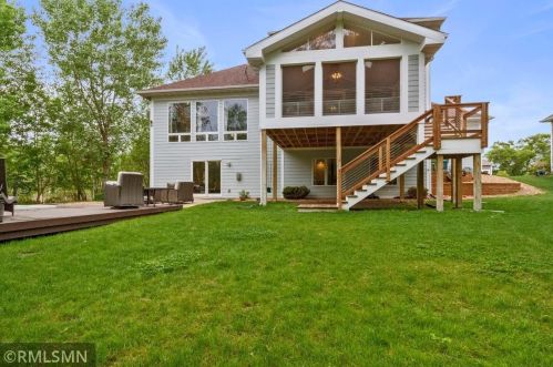 6365 Red Fox Rd, Lino Lakes, MN 55014-1630
