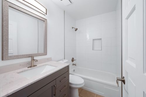 69635 Encanto Ct, Rancho Mirage CA  92270-1238 exterior