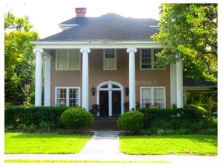 332 Minnesota Ave, Deland, FL 32720-3350