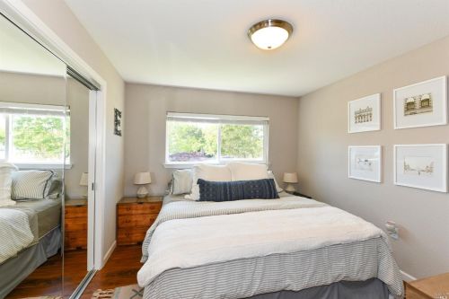 1844 Tisserand Dr, Santa Rosa CA  95405-7635 exterior