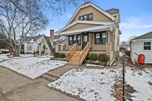 3730 Brust Ave, Milwaukee, WI 53207-4009