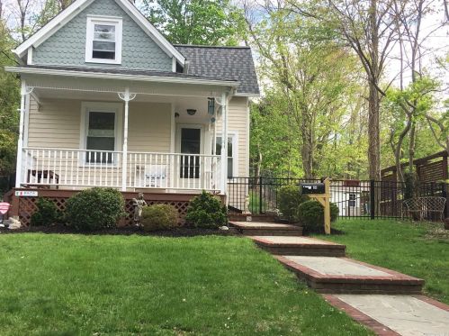 20 Washington Pl, Northport NY  11768-2936 exterior