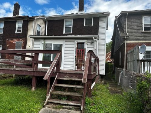 7108 Harrison Ave, Pittsburgh, PA 15218-2024