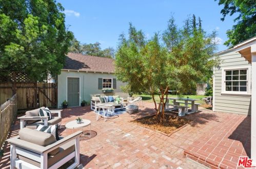 12259 Hartsook St, North Hollywood CA  91607-3054 exterior