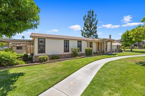 535 Forest Lake Dr, Brea, CA 92821-2813