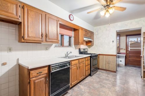 835 13th St, Ambridge PA  15003-1949 exterior