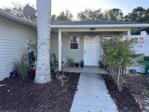 13557 Koinonia Dr, Naples, FL 34114-8767
