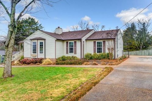 1217 Countryside Rd, Nolensville, TN 37135-9707