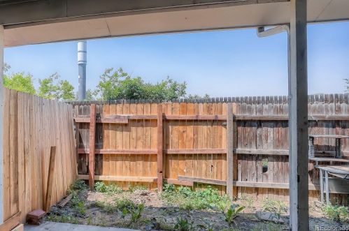 1447 Norfolk St, Denver CO 80016-1468 exterior