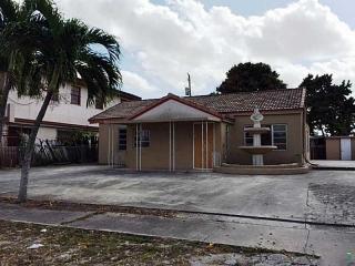750 5th Pl, Hialeah, FL 33010-5414
