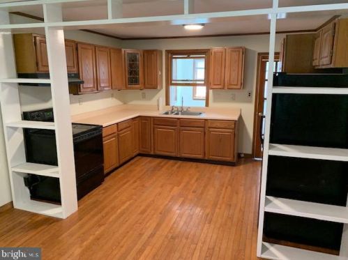 4905 Franklin St, Harrisburg, PA 17111-3447