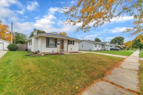 8133 15th Ave, Kenosha, WI 53143-6309