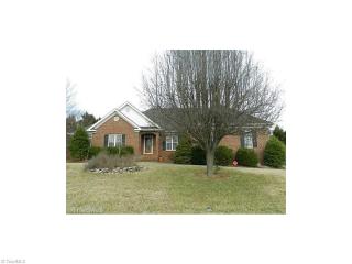 1317 Colston Ct, Kernersville, NC 27284-3371