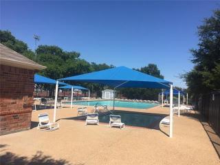 205 Trailwood Dr, Allen TX  75002-4938 exterior