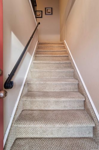1191 Little Neck Ave, North Bellmore, NY 11710-1850