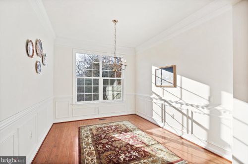 9450 Raith Ct, Bristow VA  20136-3505 exterior