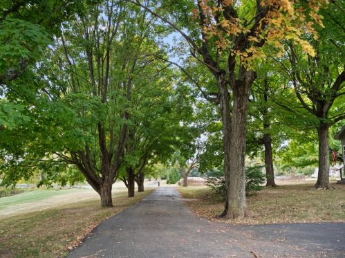 2545 Olmstead Rd, West Jefferson, OH 43162-9640