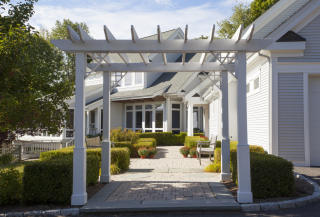 51 Camp Hill Rd, Litchfield, CT 06759-3835