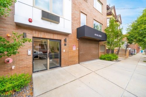 411 6th St, Union City NJ  07087-4021 exterior