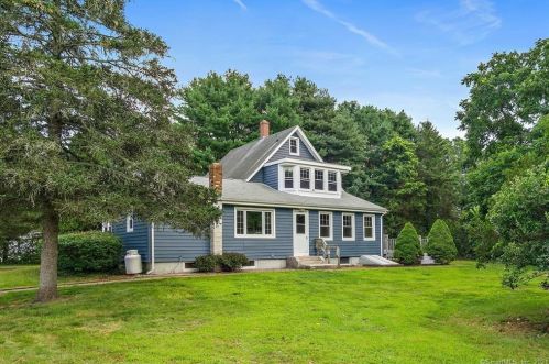 343 Colonel Ledyard Hwy, Gales Ferry, CT 06339-1909