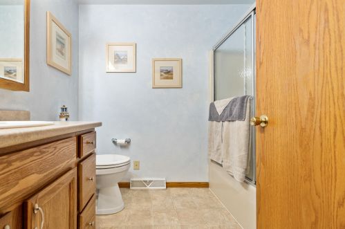 29632 Clover Ln, Waterford WI  53185-5004 exterior