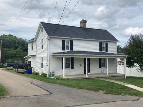 344 Church Ave, Grays Landing, PA 15461-1826