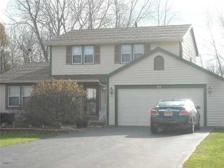 232 Doewood Ln, Rochester, NY 14606-3358