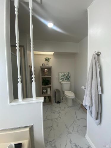 172 Pear Ln, Santa Rosa CA  95407-7664 exterior