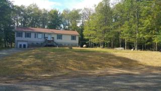 145 Song Mountain Dr, Tafton, PA 18464-9637