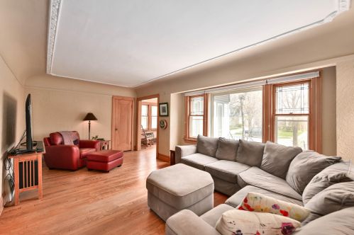 2533 63, Milwaukee WI 53219-2628 exterior